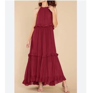 R.Vivimos Maxi dress. Tiered   Sleeveless Halter size med NWT
